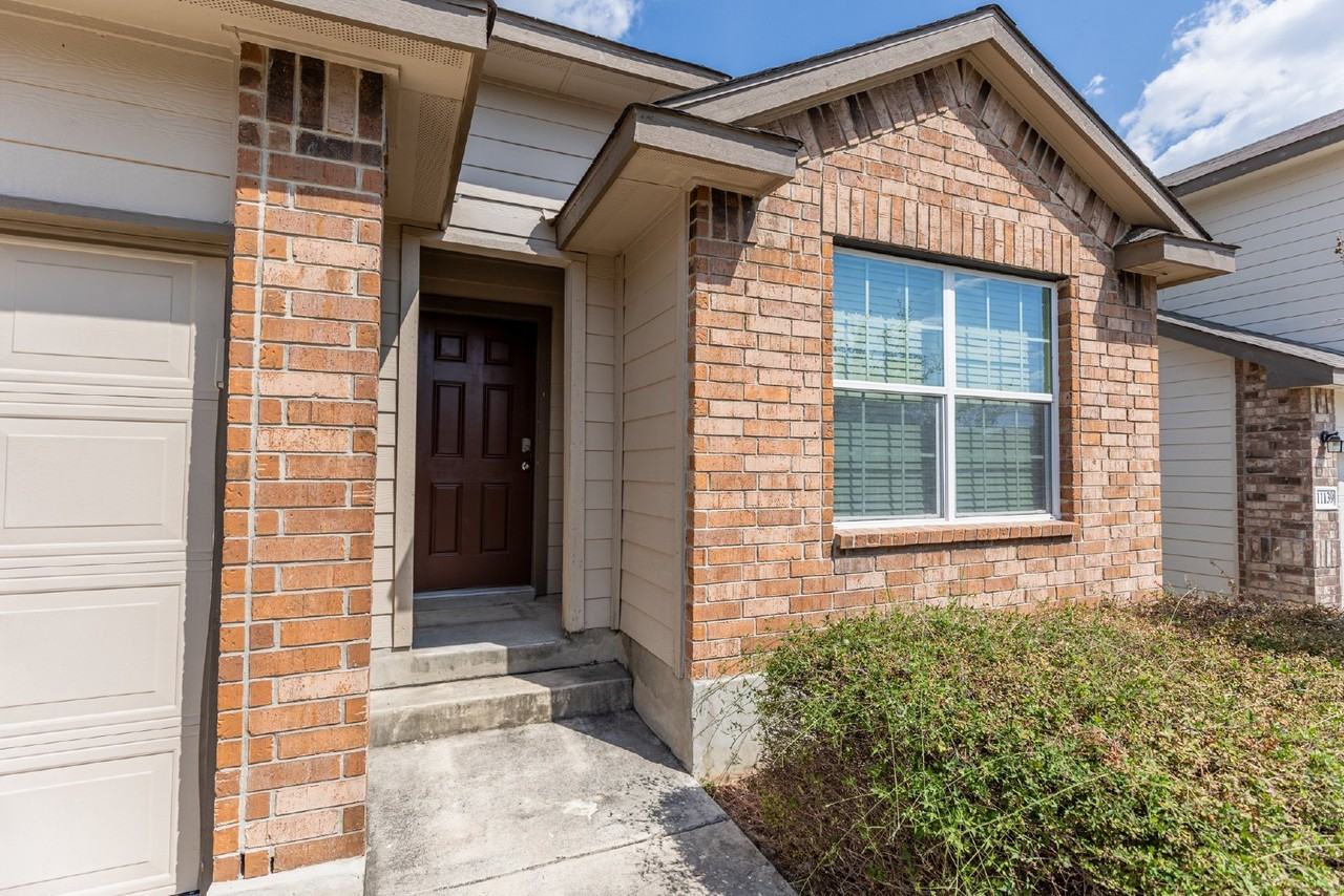 11143 Creek Eagle - Photo 2 of 30