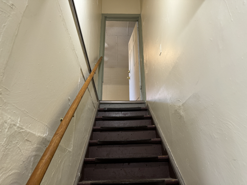 2561 S 29th St - Photo 3 of 13