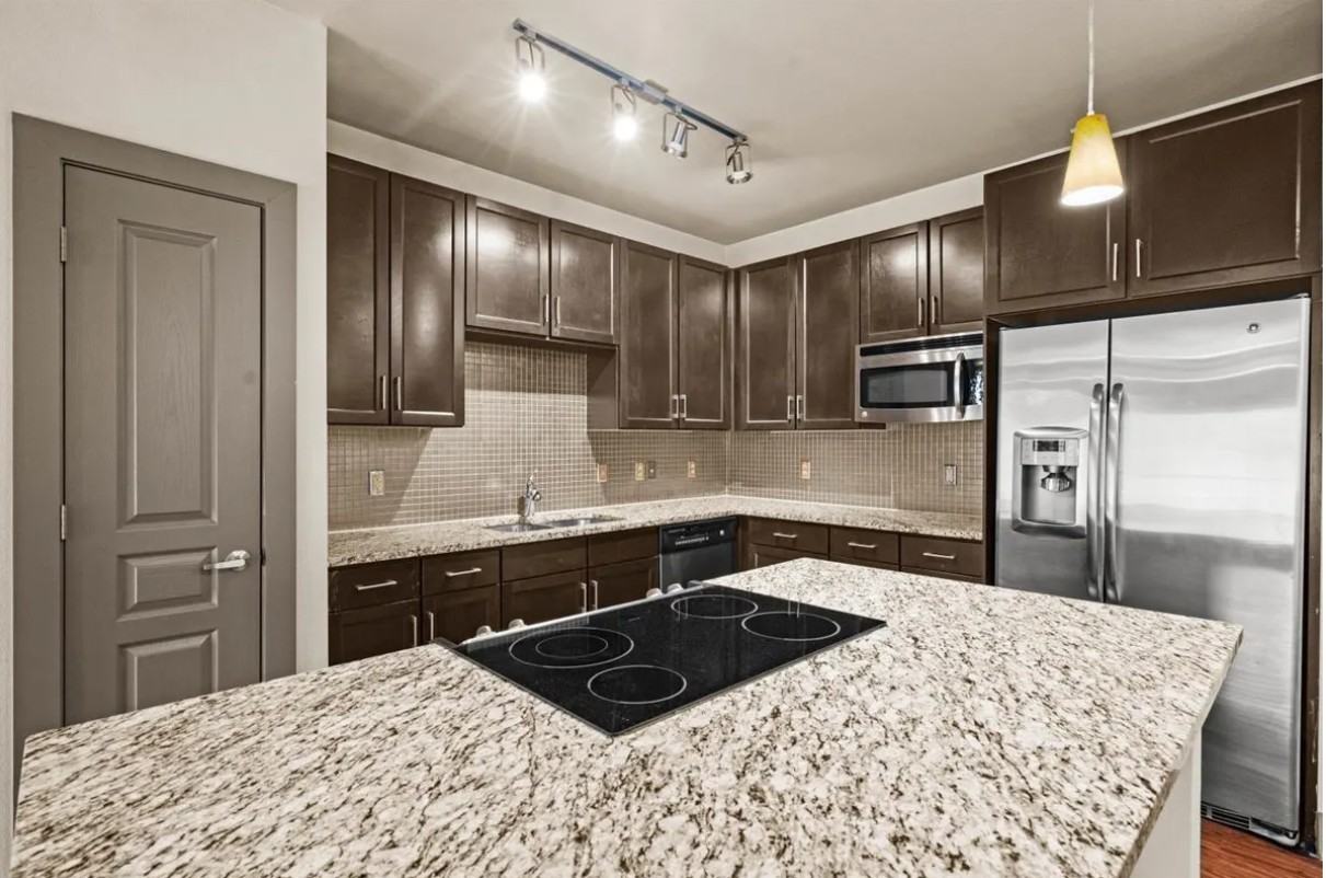 S Valley Pkwy #5575A - Photo 3 of 19