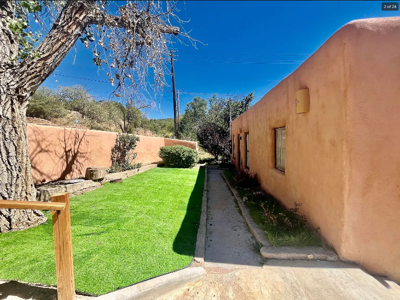 1154 Cerro Gordo Rd #A - Photo 2 of 18