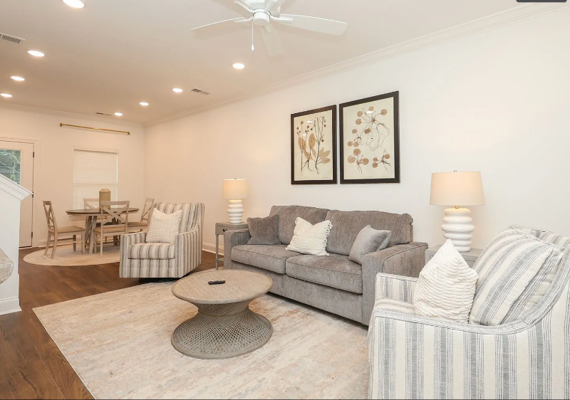 511 Rosewood Ln #1021 - Photo 4 of 8