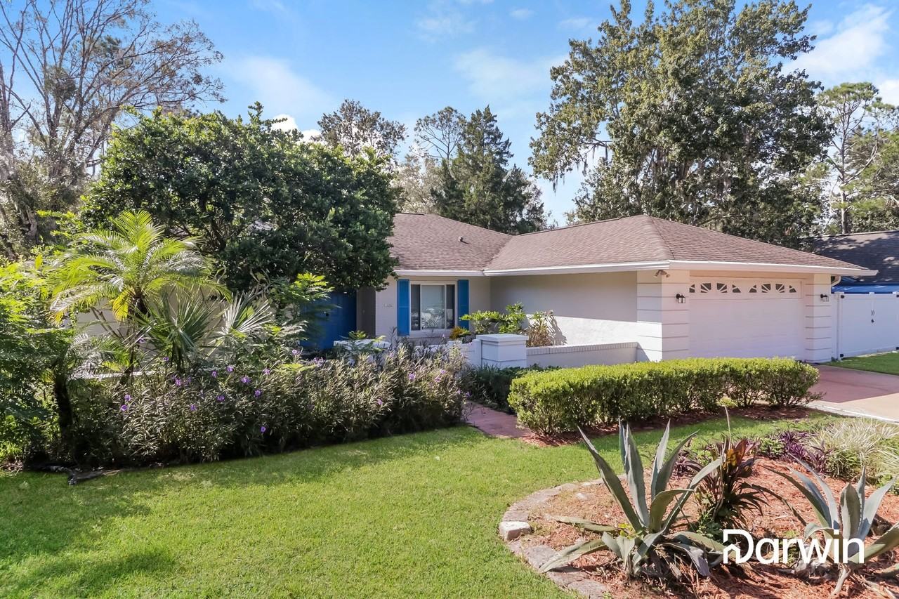 4552 Parkway Blvd - Photo 2 of 15