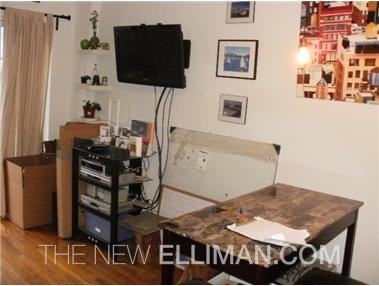 94 Roebling St #2 - Photo 3 of 9