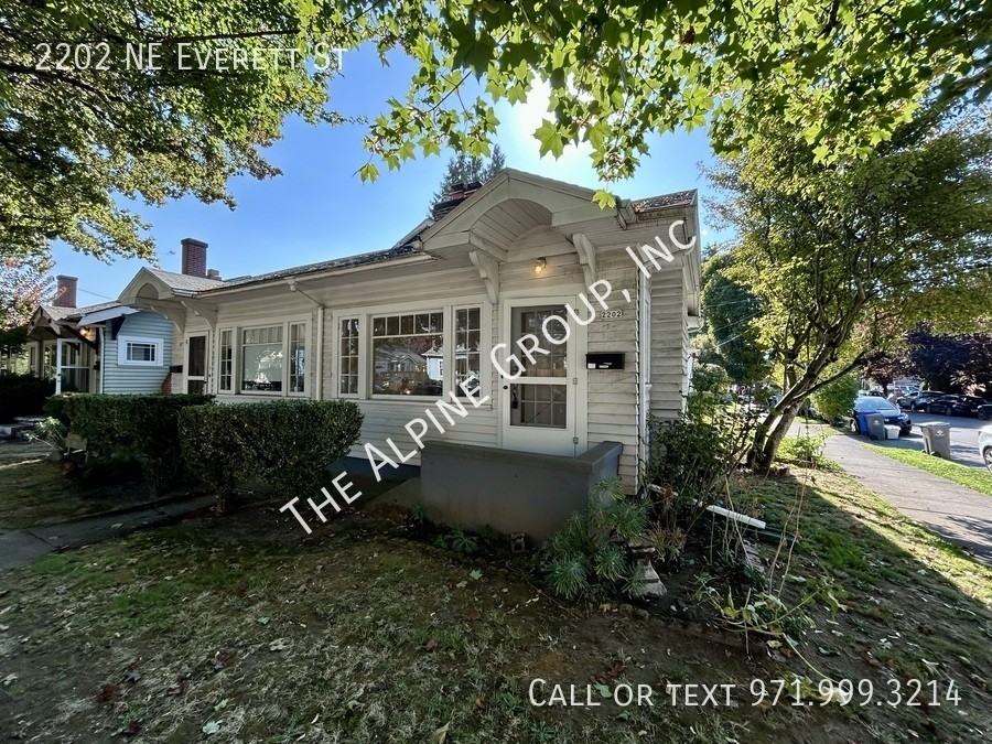 2202 Ne Everett St - Photo 2 of 38