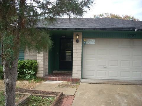 2737 Blue Grass Dr - Photo 2 of 8