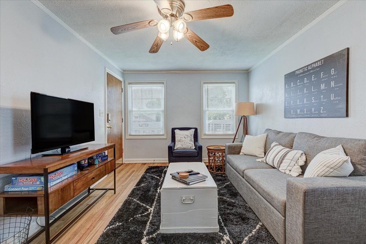 5513 Northwest Radial Highway, Unit 5513 Unit 2 - Photo 7 of 27