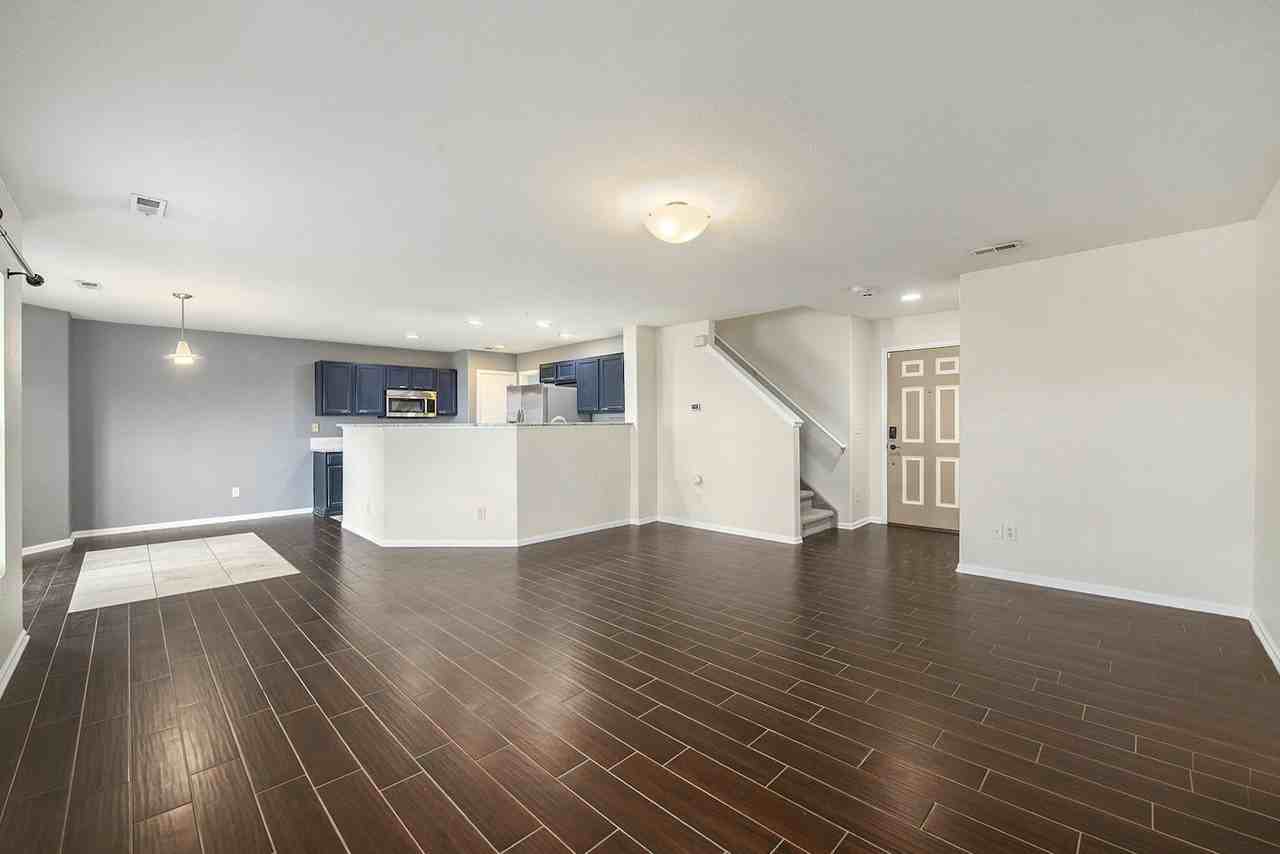 3950 Celtic Lane - Photo 5 of 21