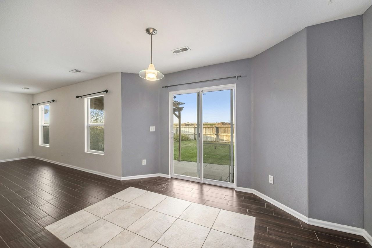 3950 Celtic Lane - Photo 6 of 21