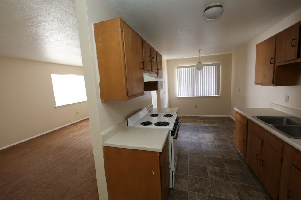 Zia Plaza - Photo 2 of 7