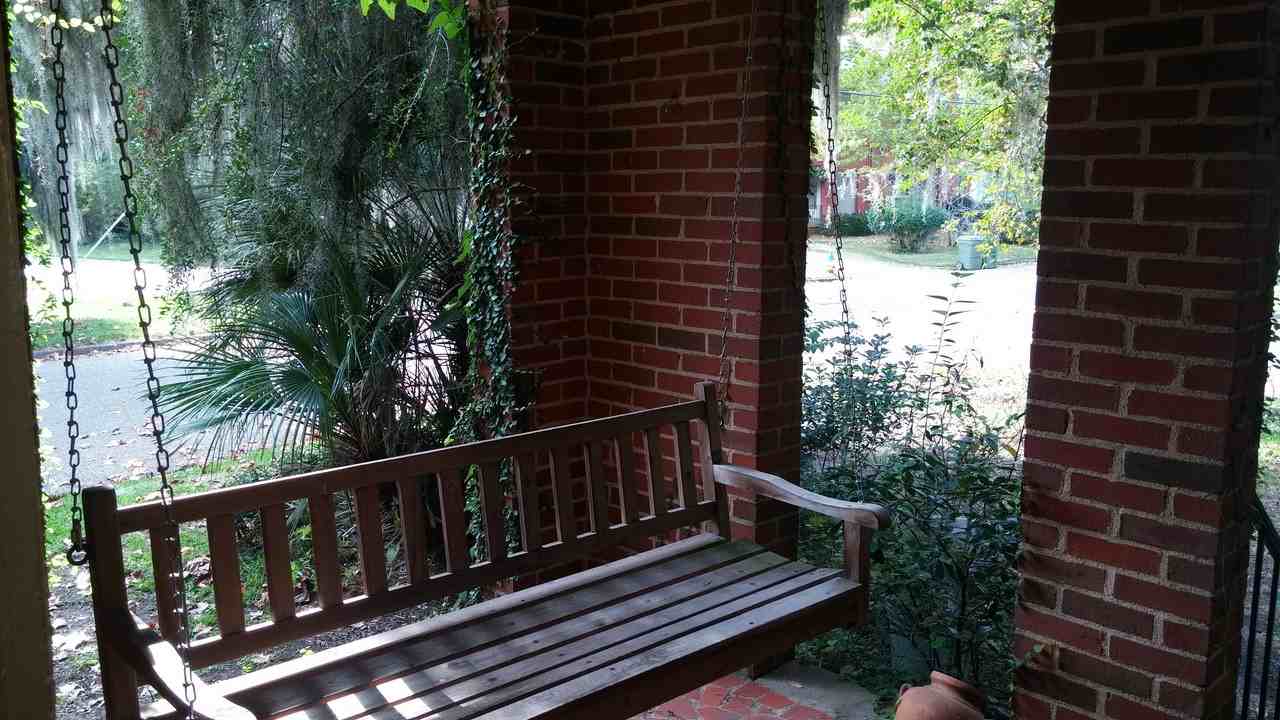 3051 Mastin Ln - Photo 2 of 7