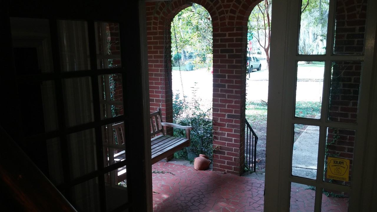 3051 Mastin Ln - Photo 3 of 7