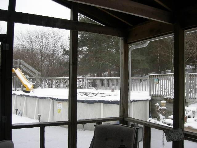 107 Johnson Ct - Photo 2 of 10