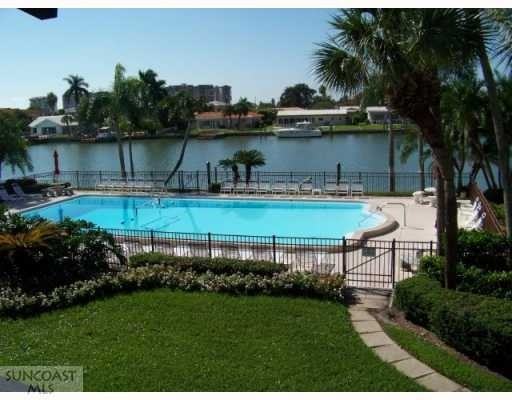 507 Plaza Seville Ct