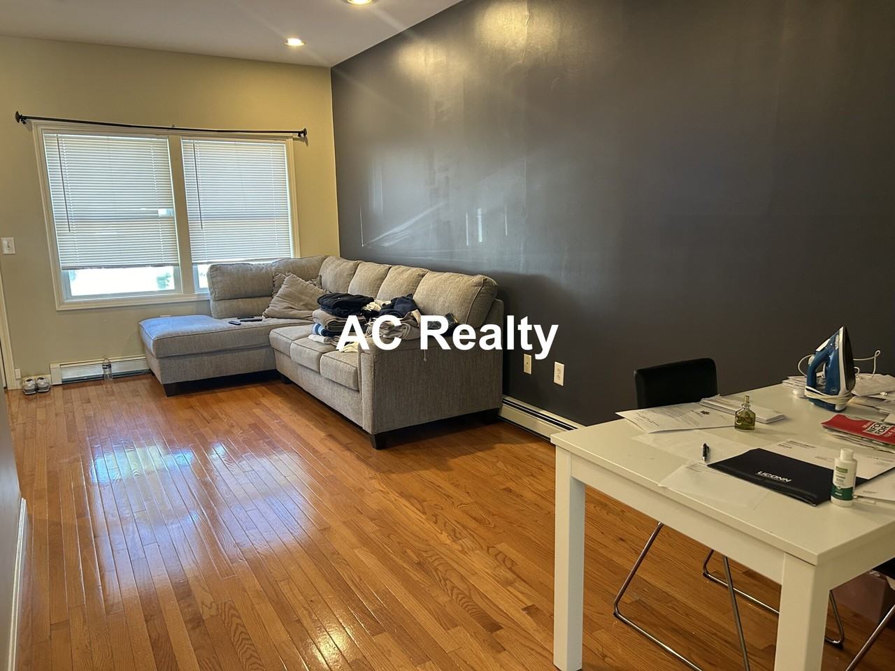 57 Belmont St - Photo 3 of 13
