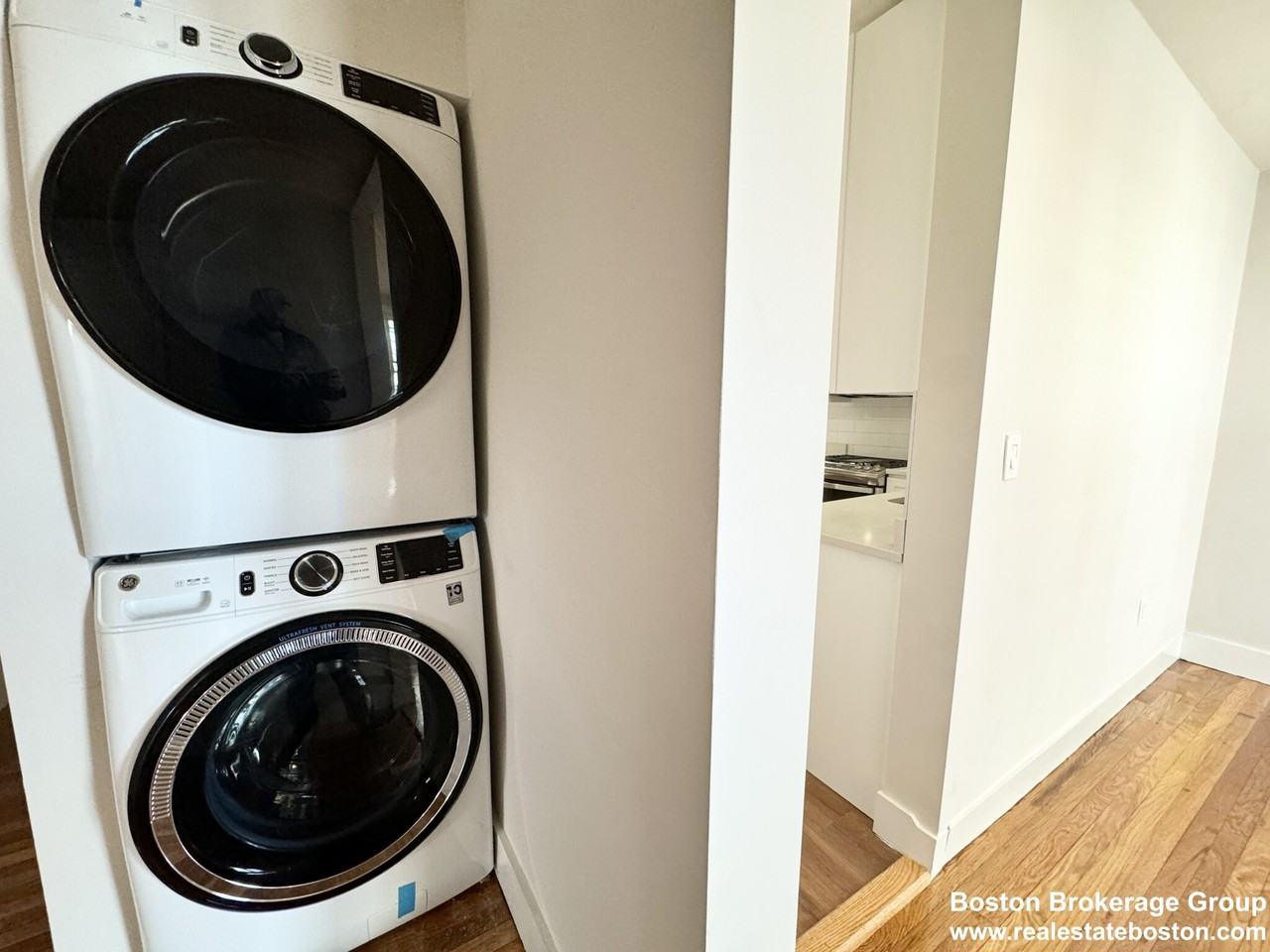 72 Belden St #1 - Photo 7 of 9