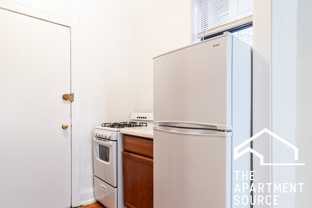 624 W Cornelia Ave #S3 - Photo 1 of 1