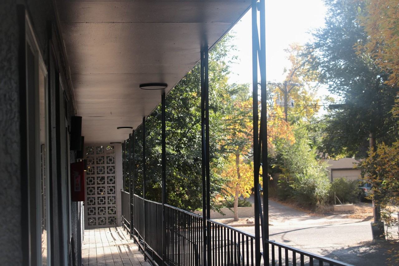 Grand West at Shadybrook - Photo 6 of 25