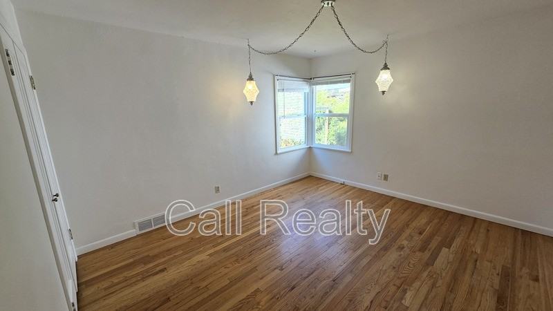 4018 S Hatch St - Photo 7 of 15