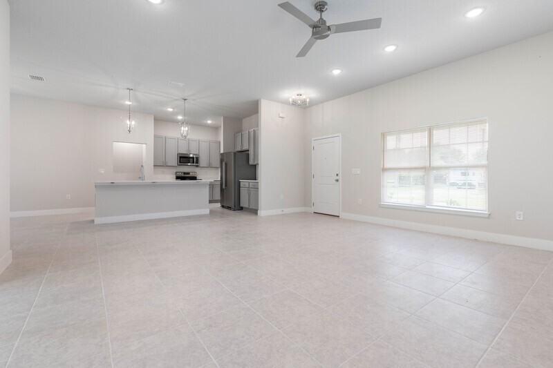 12 Kaiser Pl - Photo 5 of 36