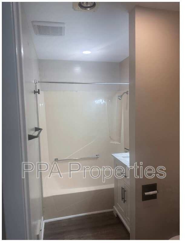 2870 Willow Cove Dr - Photo 3 of 21