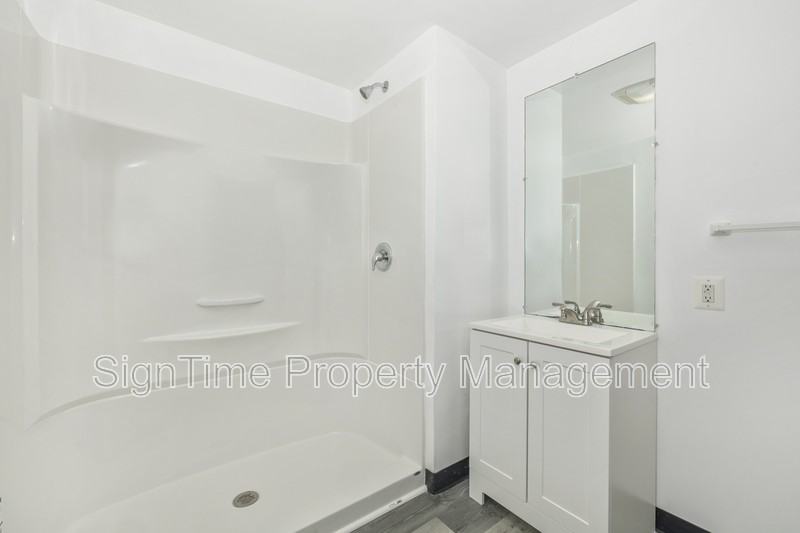 796 Frederick St - Photo 6 of 32