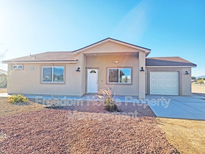 1291 Greta Blvd - Photo 2 of 29
