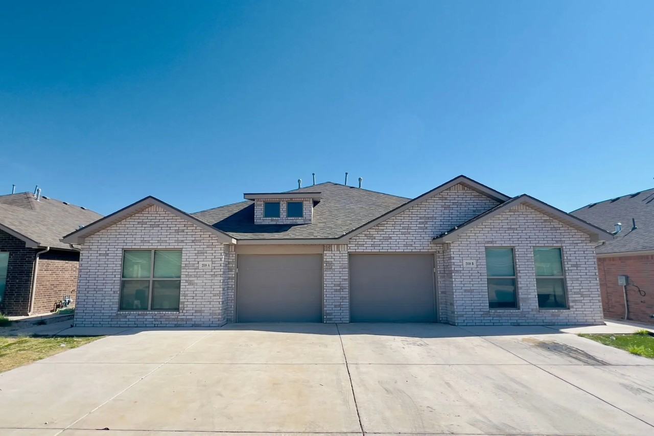 2118 Avenue K - A, Unit #A - Photo 2 of 41