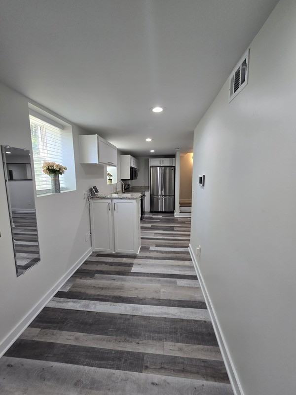 2353 Larchwood Rd Sw #B - Photo 2 of 40