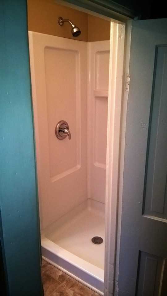 23388 Grove St - Photo 2 of 14