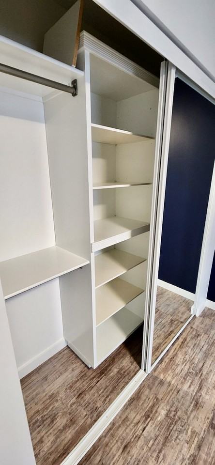 110 Woodsmere Close - Photo 6 of 15