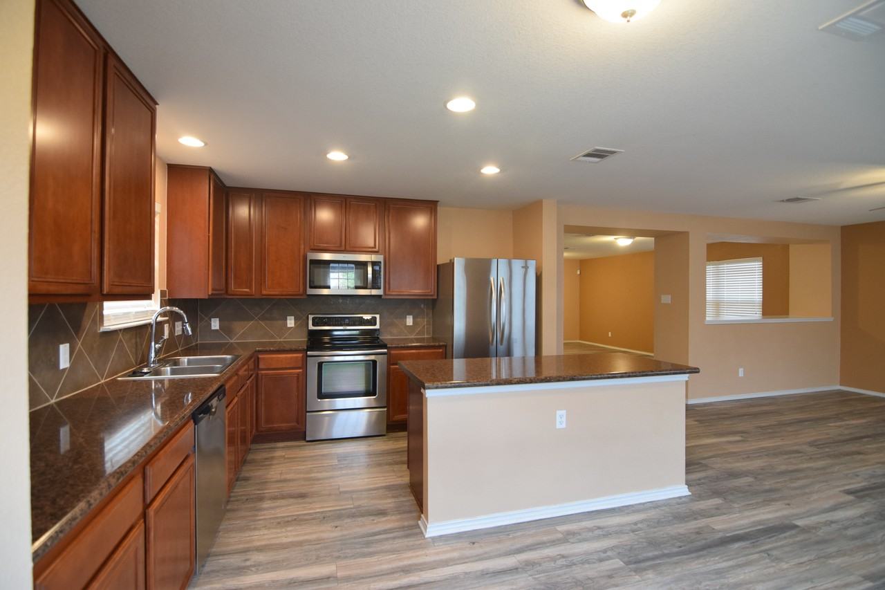 9141 Sage Loop Ct - Photo 4 of 26