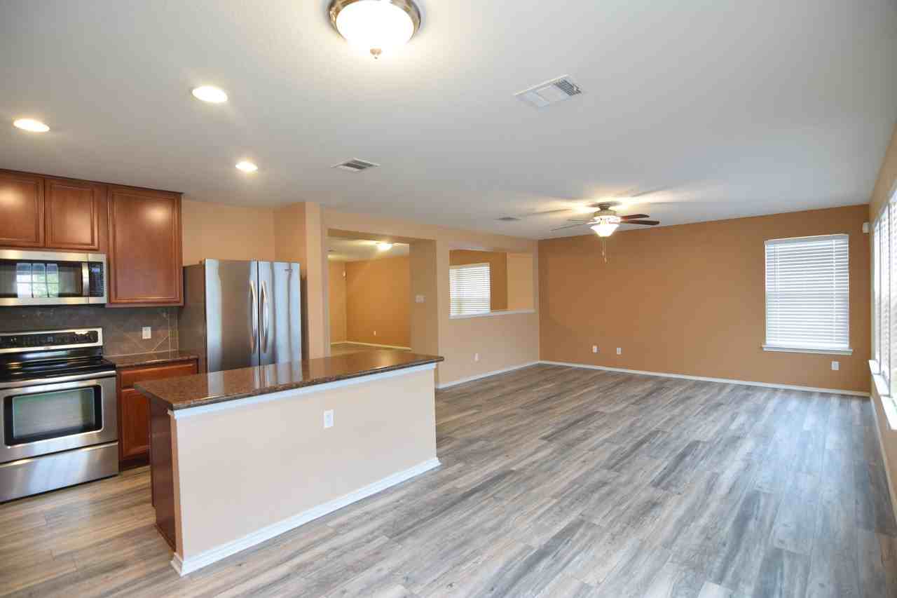 9141 Sage Loop Ct - Photo 6 of 26