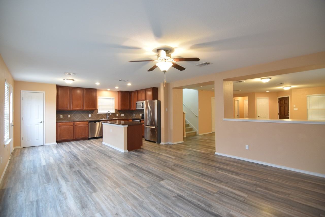 9141 Sage Loop Ct - Photo 7 of 26