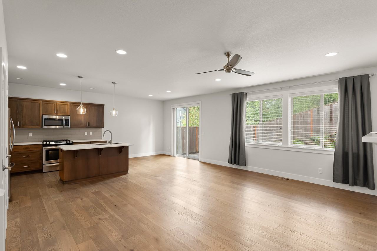 10926 Sw Annand Hill Ct - Photo 2 of 20