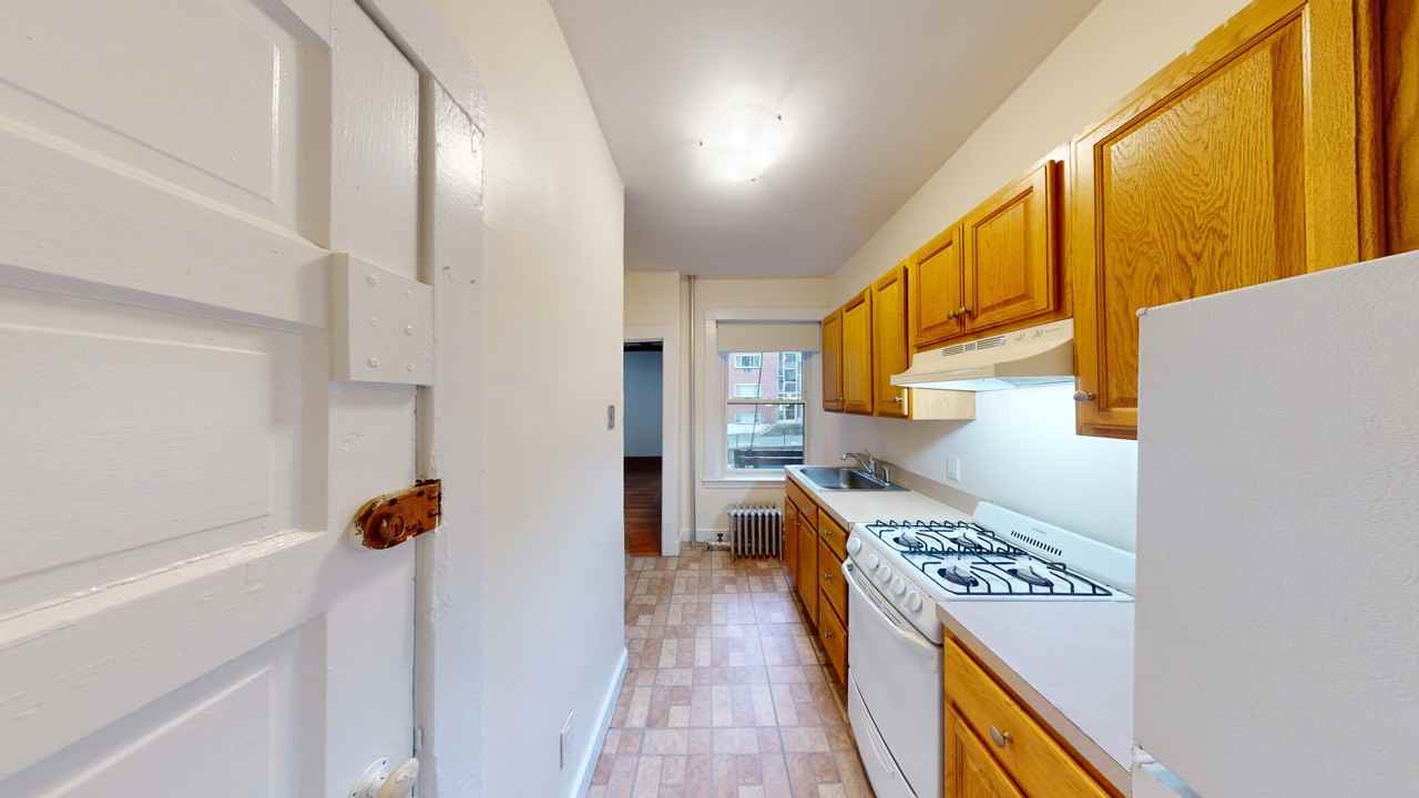 1368 Commonwealth Ave #6 - Photo 3 of 13