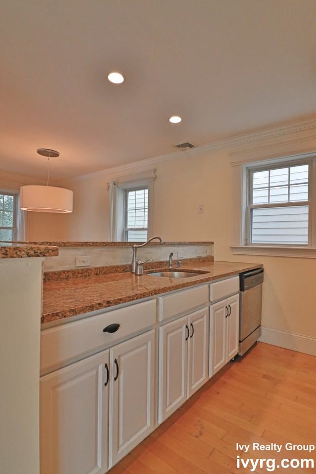 10 Mohawk St #1 - Photo 5 of 18