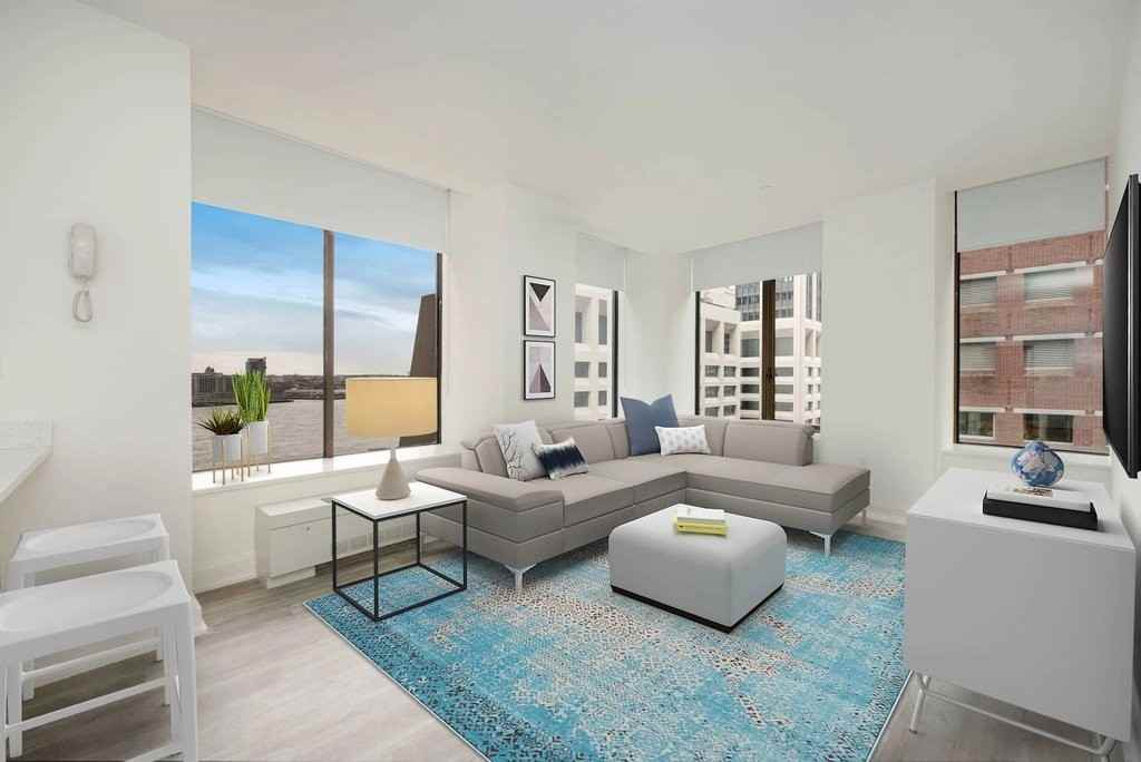 Hanover Sq 8L, New York, NY 10005 3 Bedroom Apartment for Rent