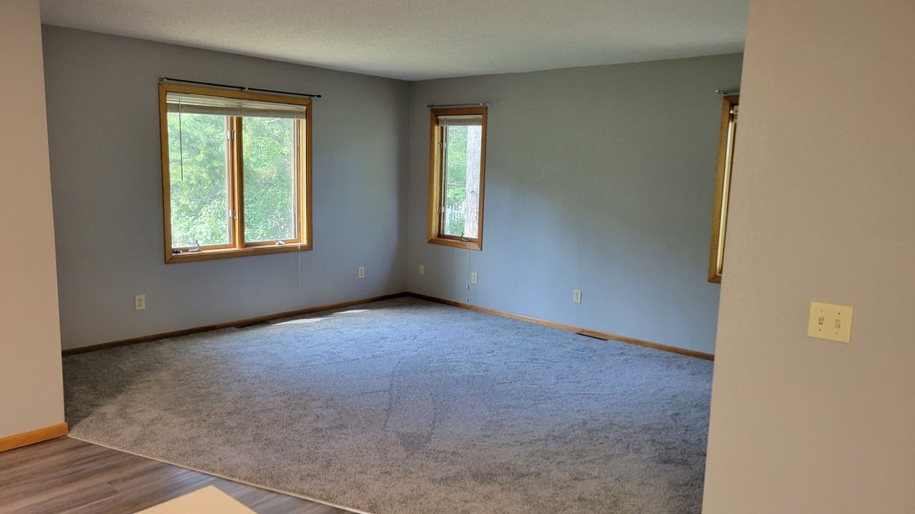 1420 Minnesota Ave NW - Photo 3 of 16