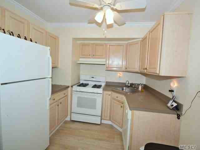 55 Monroe Boulevard #3L - Photo 5 of 13