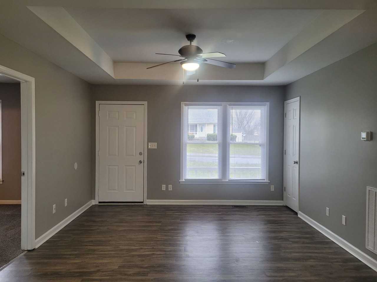 815 Princeton Cir - Photo 2 of 19