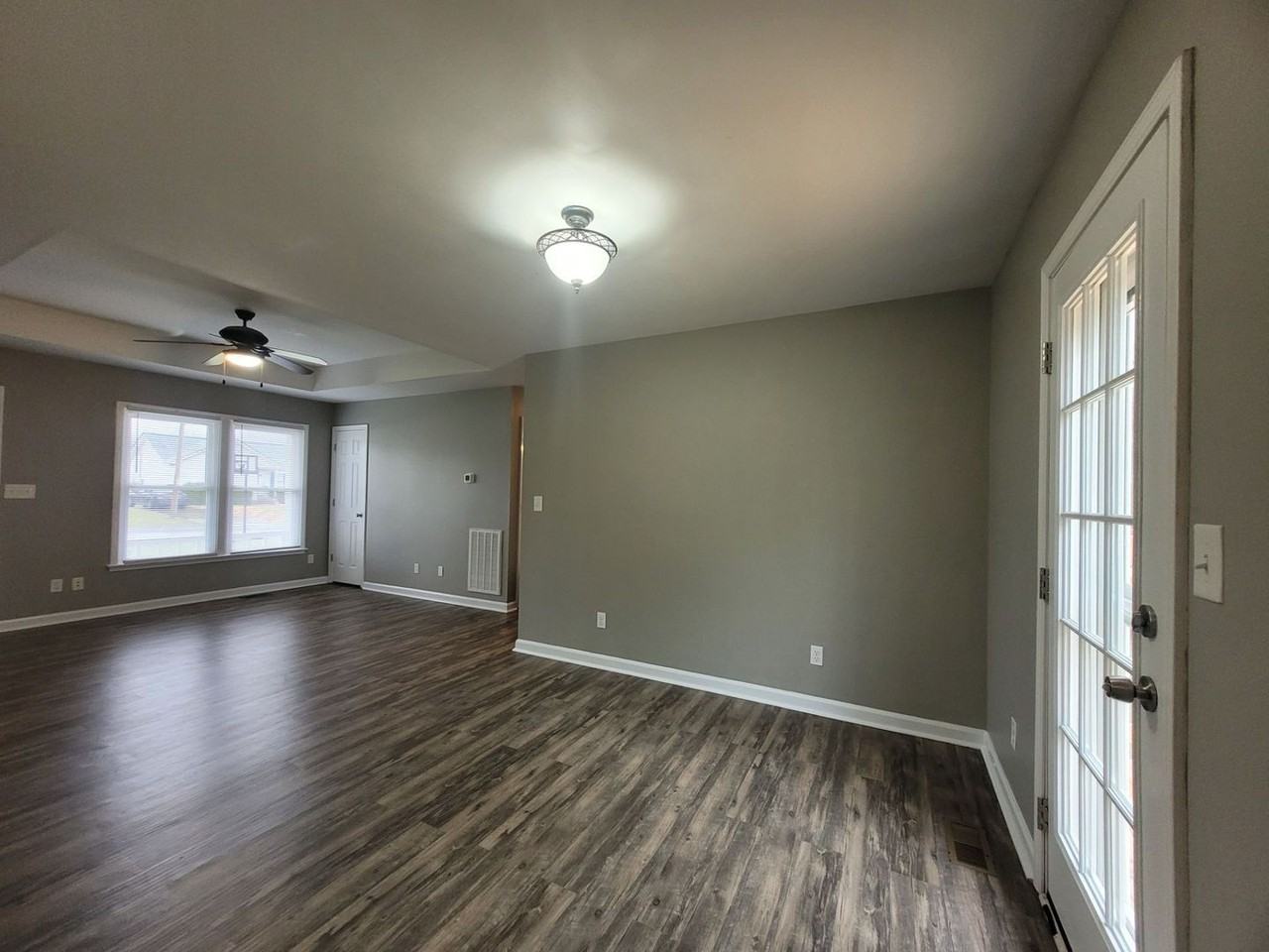 815 Princeton Cir - Photo 5 of 19