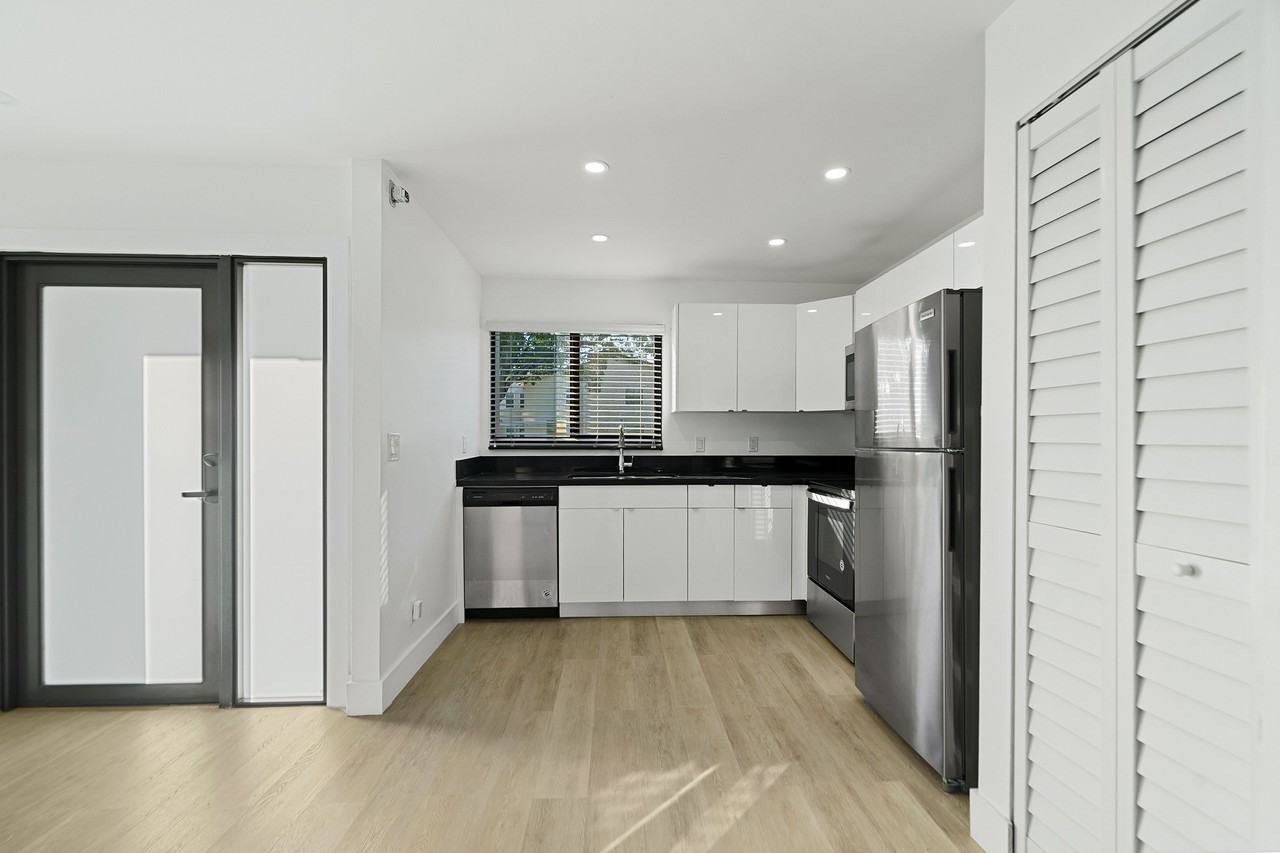 4301 Nw 115th Ave #4321 - Photo 2 of 17