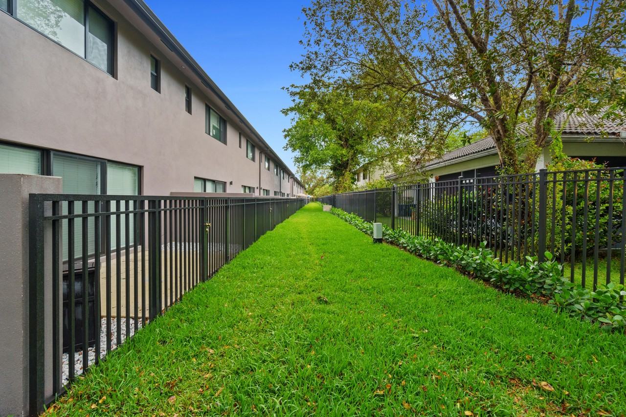 4301 Nw 115th Ave #4321 - Photo 6 of 17