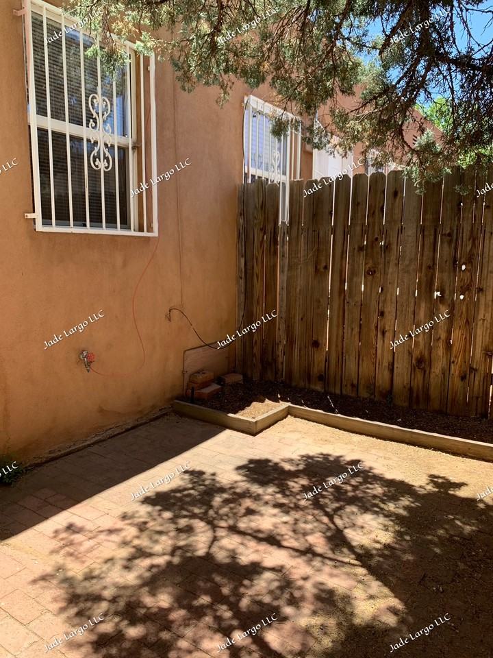 1606 Coal Ave Se #1606 - Photo 2 of 12