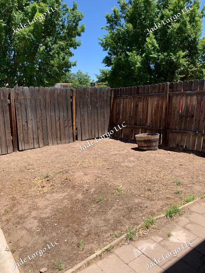 1606 Coal Ave Se #1606 - Photo 7 of 12