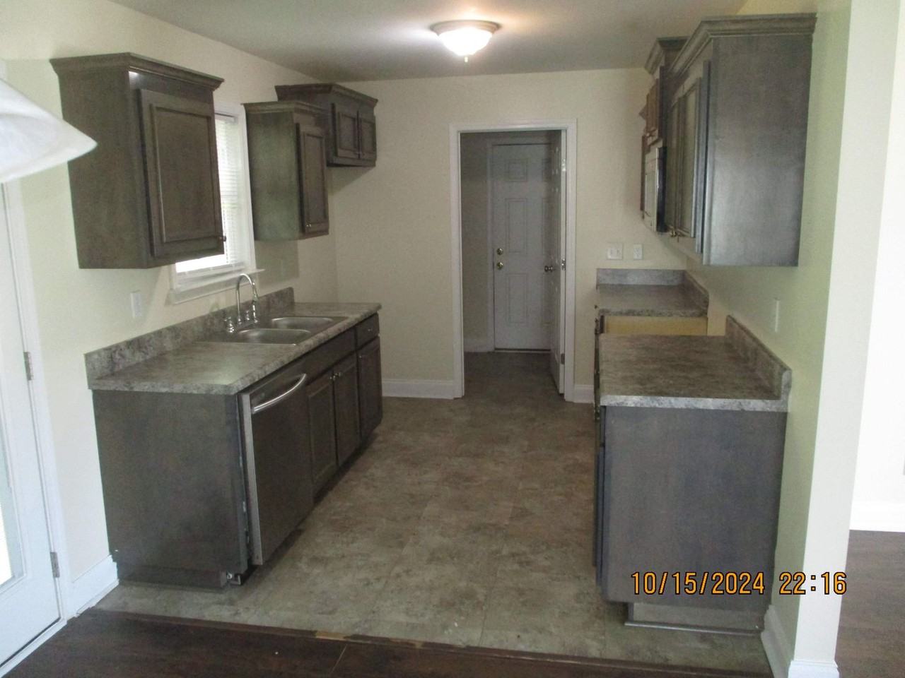 1219 Ball Park Ave Ne - Photo 2 of 6