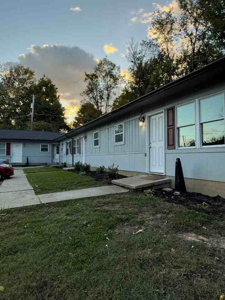 603 Spring St - Photo 4 of 17