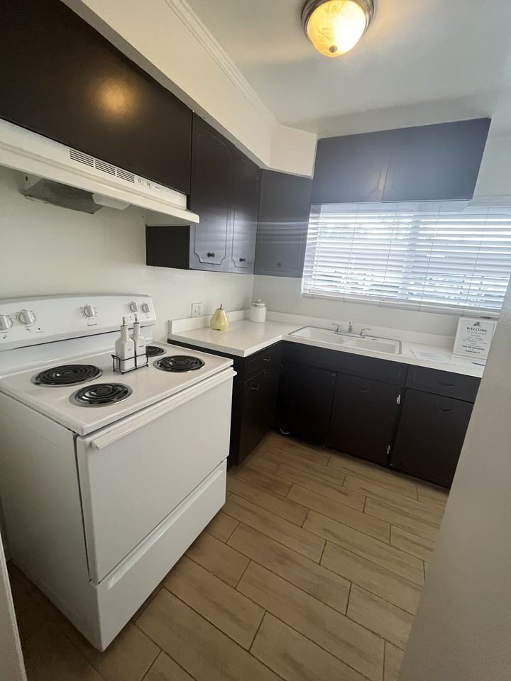 24370 Newhall Avenue #2 - Photo 3 of 7