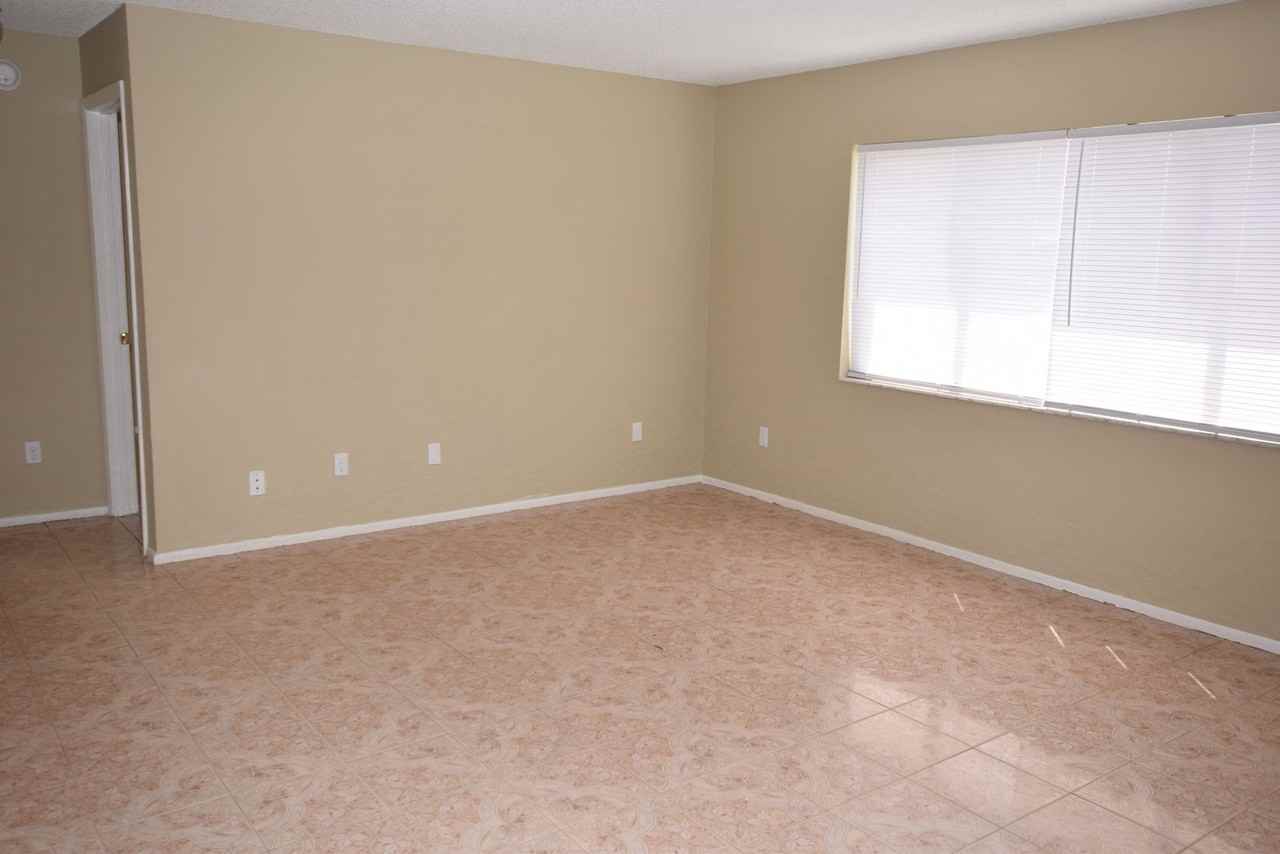 3173 Split Willow Dr - Photo 4 of 16