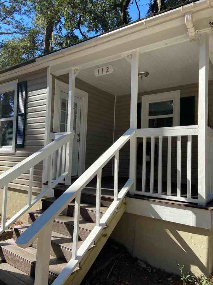 112 Edwards St